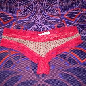 GUC Victoria’s Secret Cheeky Panty - M